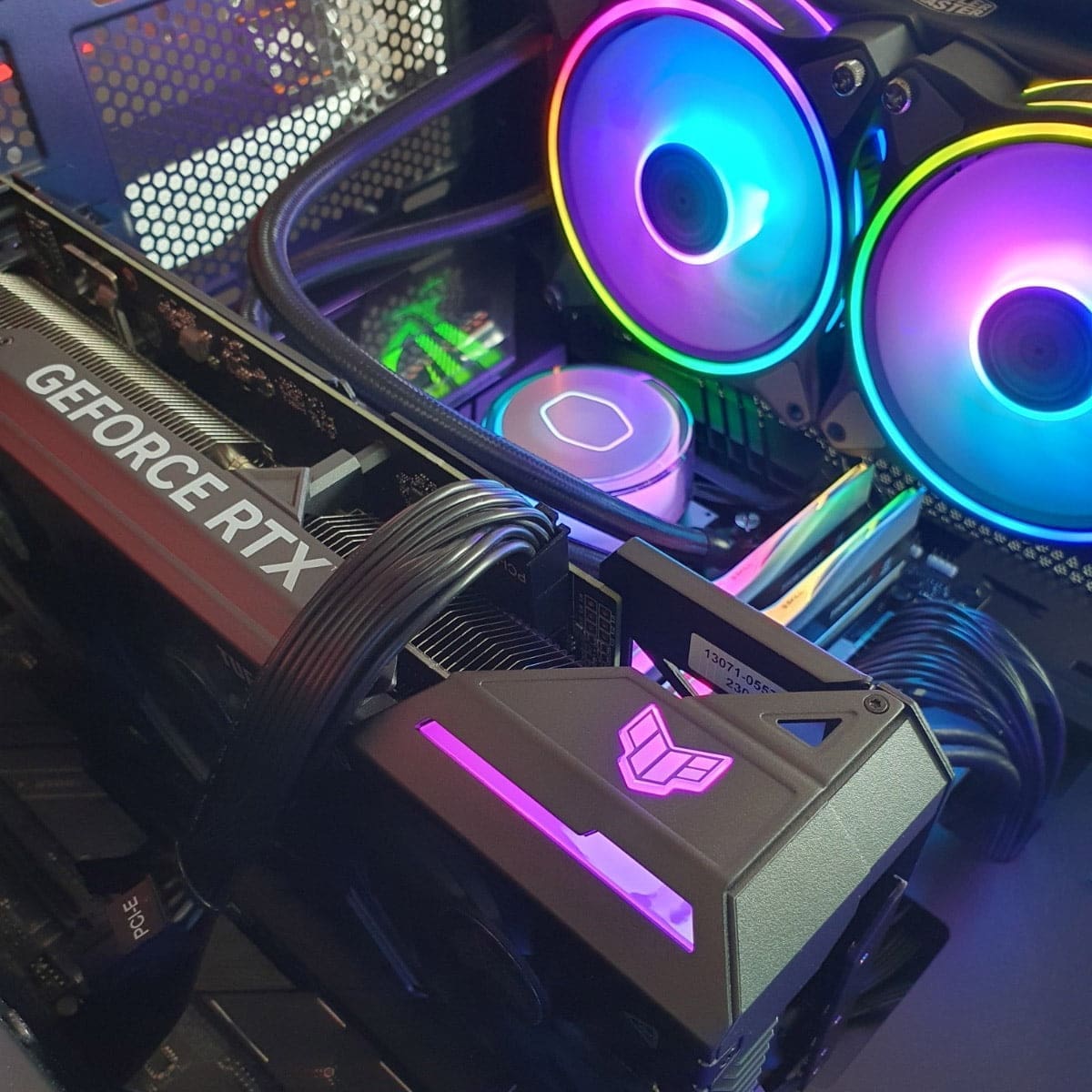 PC Gamer-Black Macuahuitl ROG - Bulltech Store