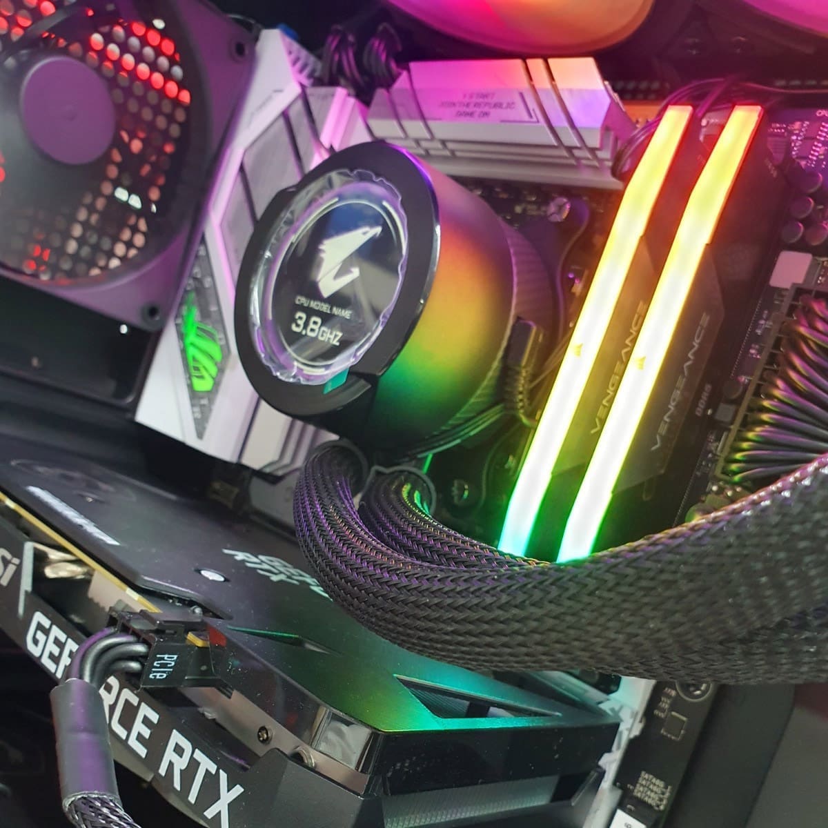 PC Gamer Double Dragon H9 7700X - Bulltech Store