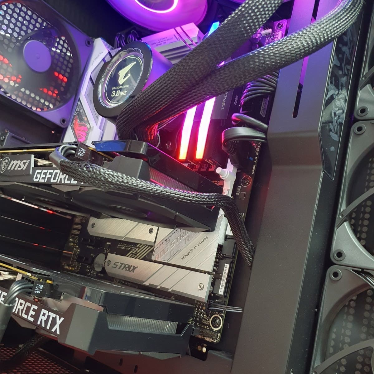 PC Gamer Double Dragon H9 7700X - Bulltech Store