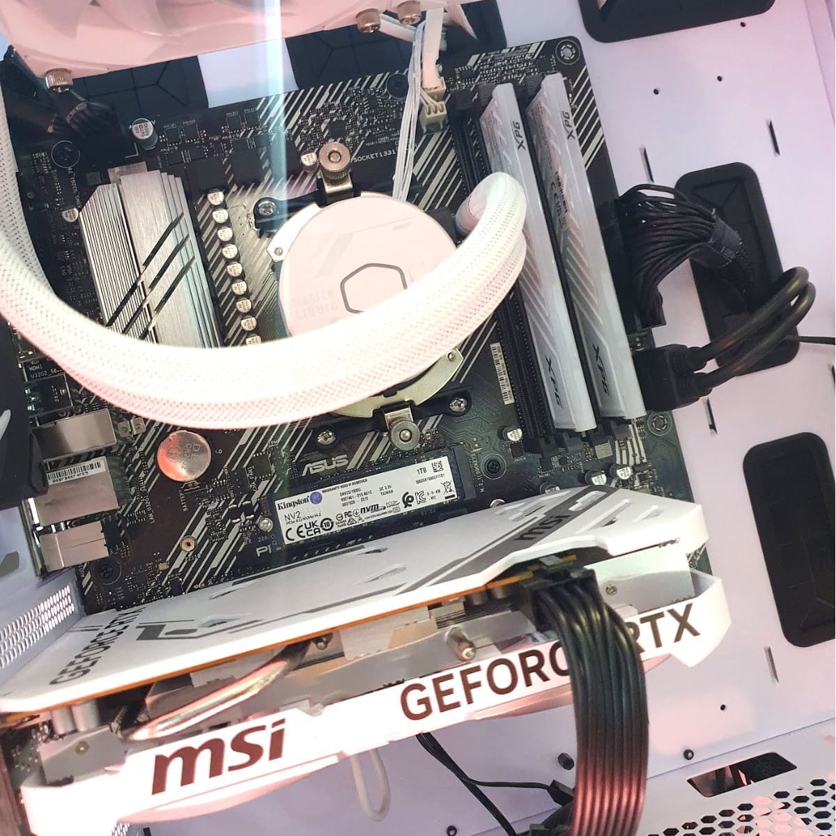 PC Gamer Prime White Starker - Bulltech Store