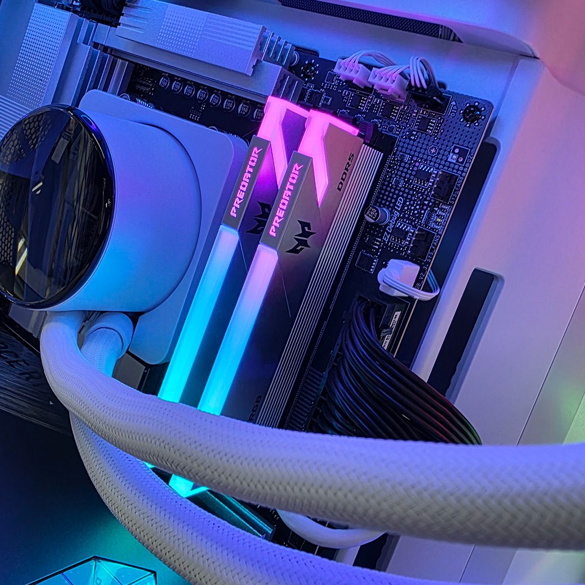 PC Gamer MSI RTX 5090 Suprim Liquid - Bulltech Store - Tienda en CDMX