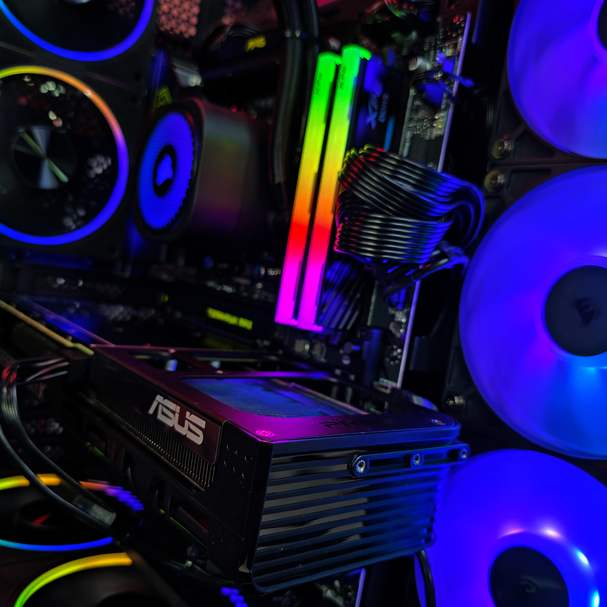 PC Gamer RTX 5060 TI Expert 9900X